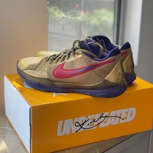 Size 10.5 - Nike Zoom Kobe 5 Protro x Undefeated Hall of Fame